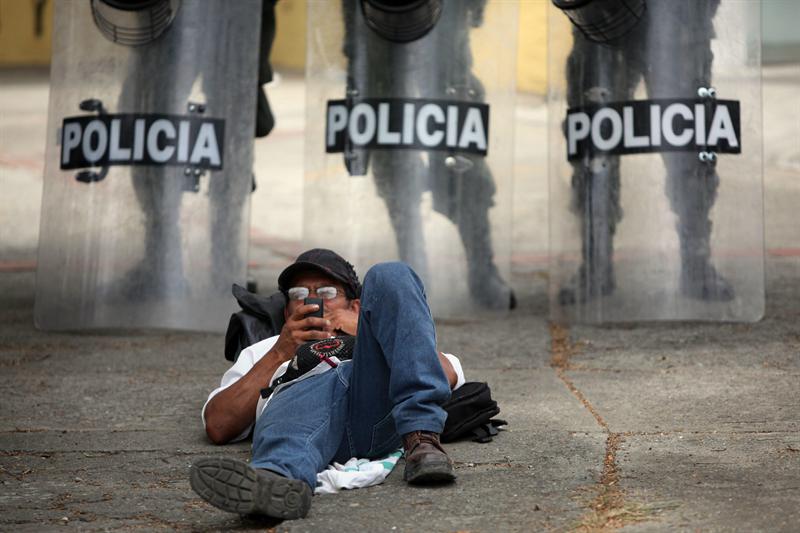 Campesinos colombianos seguirán en huelga por falta de propuestas