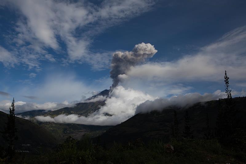 El volcán Tungurahua mantiene una actividad alta