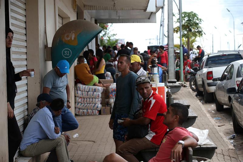 HRW pide presión internacional ante profunda crisis humanitaria en Venezuela
