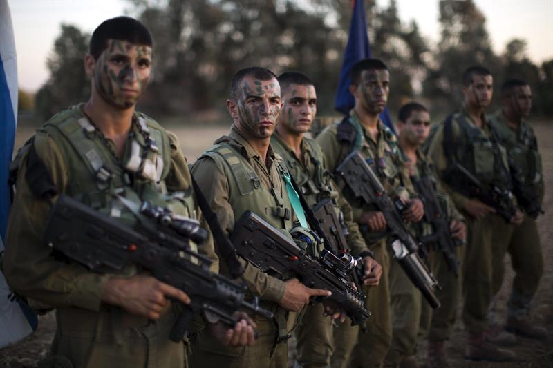 Soldados de inteligencia israelí revelan abusos contra los palestinos