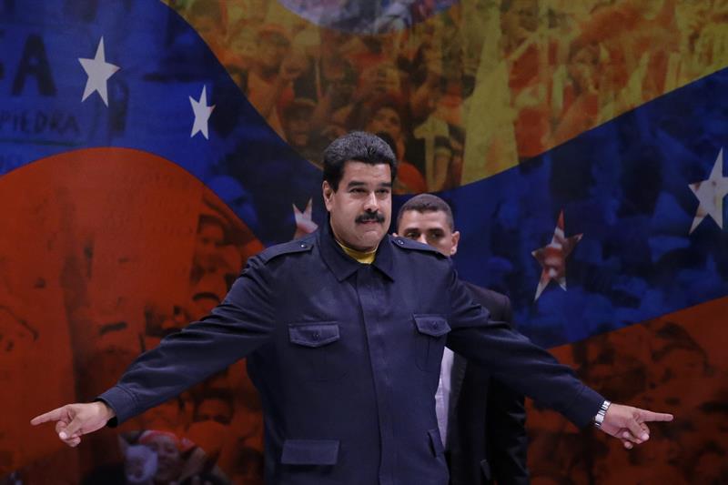 Maduro informa 634 casos chikunguña y aprueba 805 millones dólares para salud