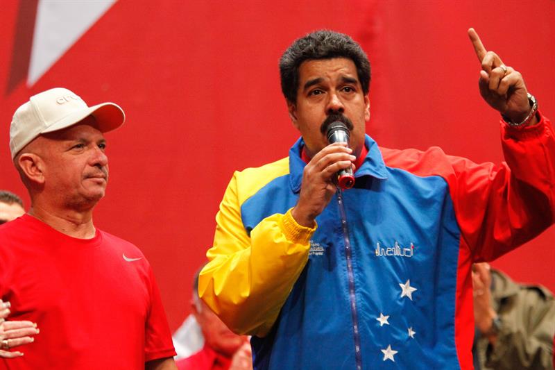 Maduro dice que el &quot;pajarito&quot; se apareció y le dijo que Chávez está feliz