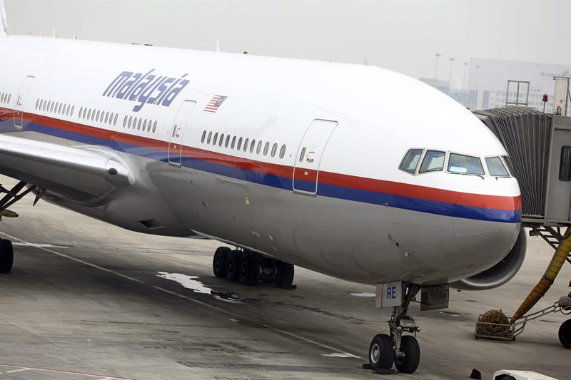 Boeing ofrece ayuda tras siniestro de avión malasio sobre Ucrania