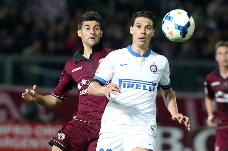 El Inter se deja arrebatar (2-2) el triunfo en Livorno