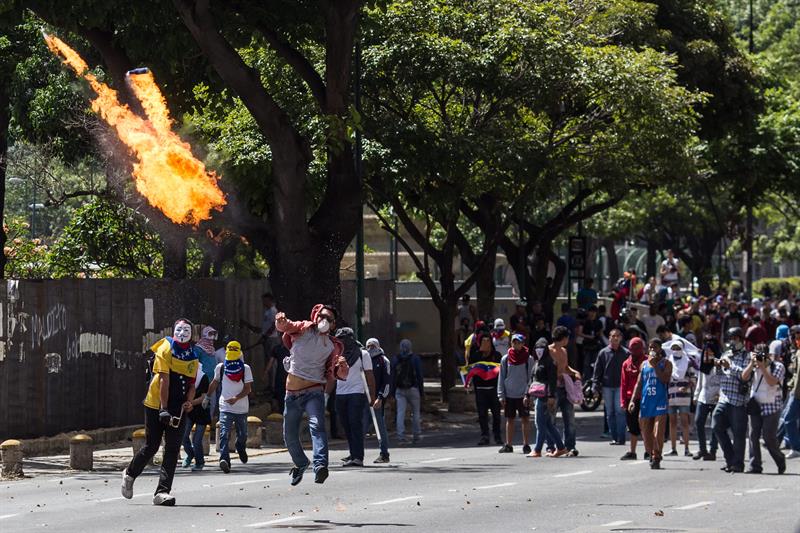 Human Rights Watch pide a Unasur que responda a los abusos de Venezuela
