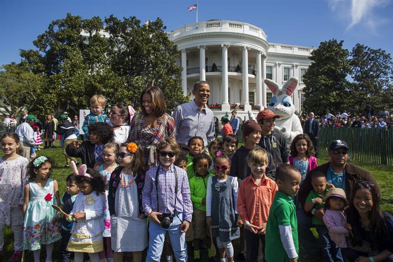 Los Obama llenan de niños la Casa Blanca para la carrera de huevos de Pascua