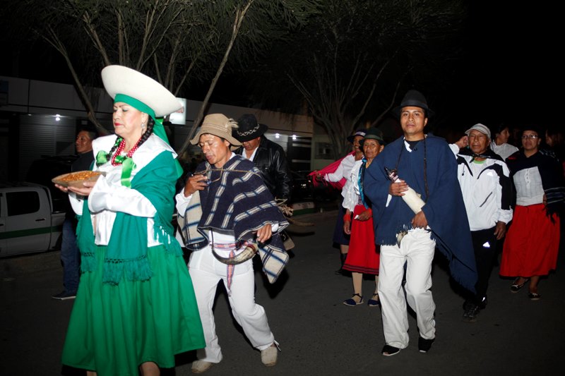 Celebran encuentro de comunas ancestrales en Quito