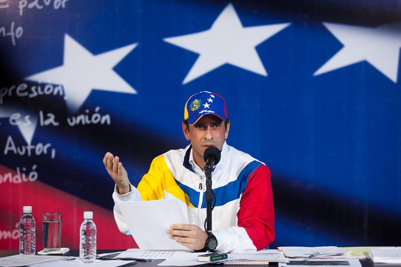 Venezuela regaló a Ecuador 6.345 millones de dólares, según Capriles