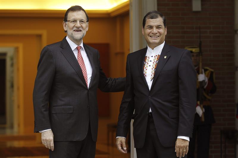 Rey de España y Rajoy dan calurosa bienvenida a Rafael Correa