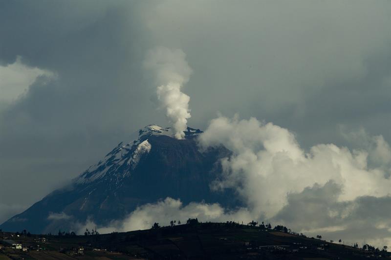 Se registró caída de ceniza del Tungurahua durante el fin de semana