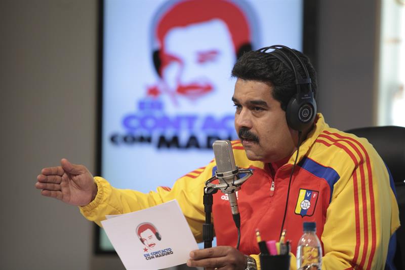 Venezuela aguarda por reunión de diálogo y nueva ofensiva económica de Maduro