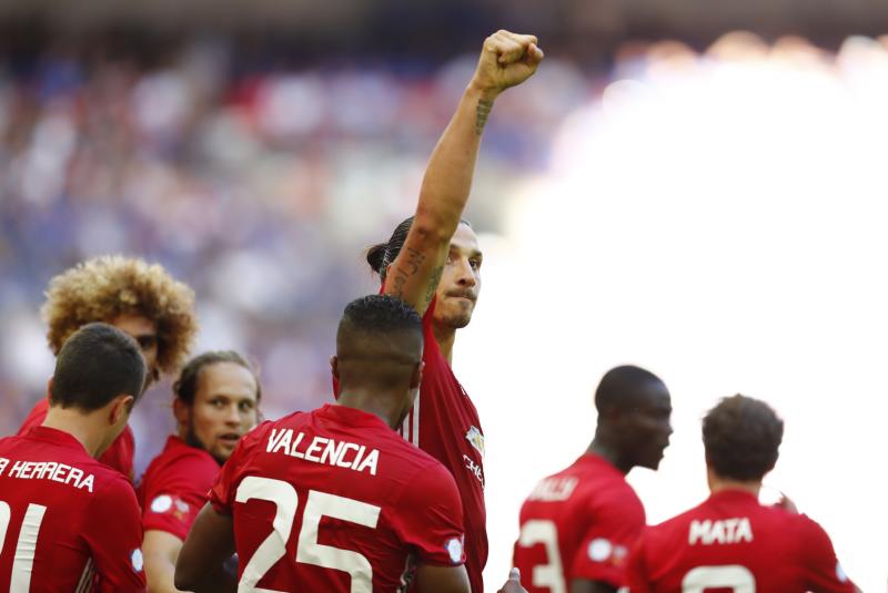 La dupla ‘Toño’-Zlatan le da la Community Shield al United