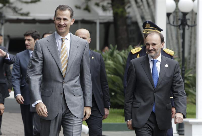 El príncipe Felipe accederá a la Corona de España a los 46 años