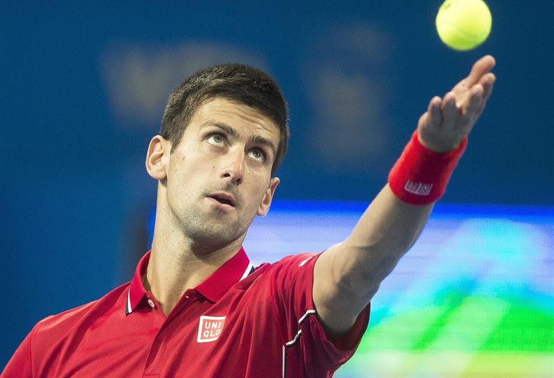 Djokovic pasa apuros para ganar a Kukushkin en Shanghái