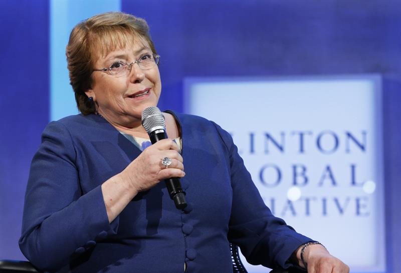 Bachelet apuesta por la educación como arma contra la desigualdad