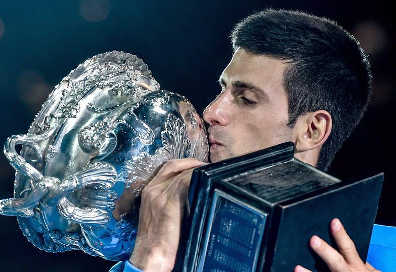 Djokovic se corona por quinta vez en el Abierto de Australia