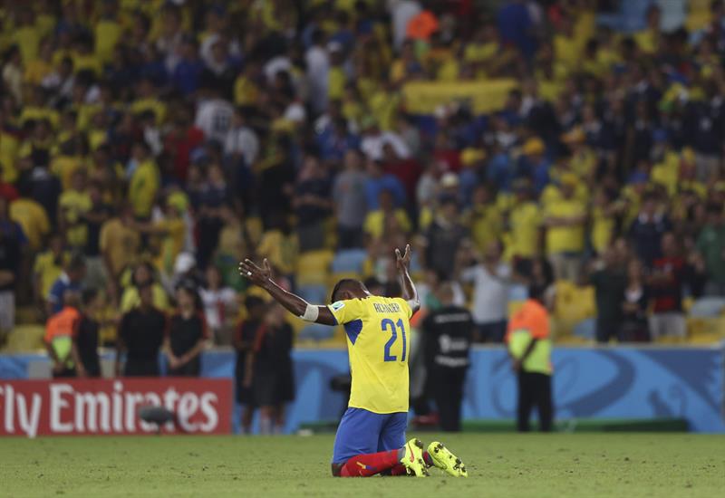 (ANÁLISIS) Un gol inesperado y la &quot;ausencia&quot; de sus estrellas liquidaron a Ecuador