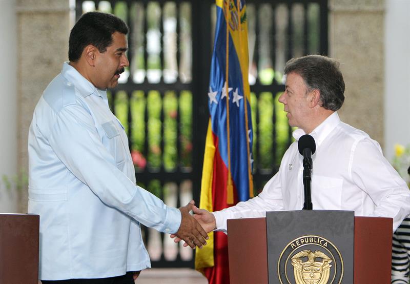 Santos y Maduro se prometen bonanza comercial con una nueva tasa de cambio