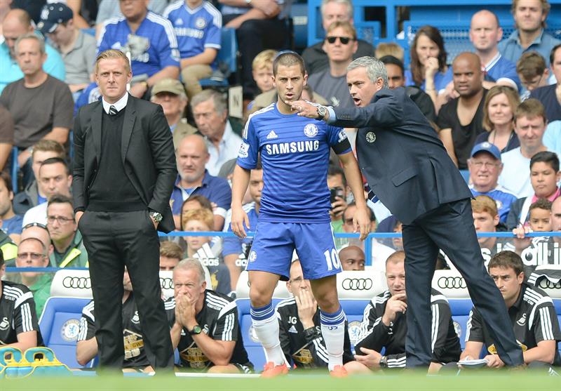 Chelsea de Mourinho presenta sus credenciales en Champions