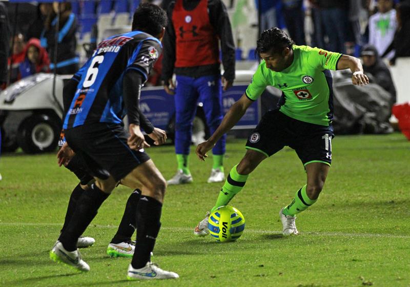 Cruz Azul de Joao Rojas vence a Querétaro de Ronaldinho