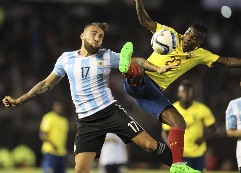 Sin Neymar y Messi, Brasil y Argentina entran en pánico