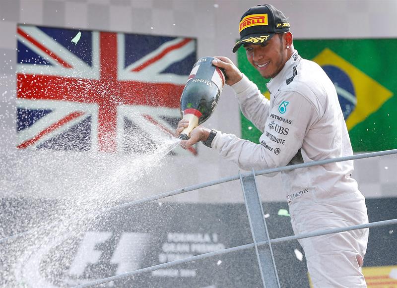 Lewis Hamilton se impone en Monza seguido de Rosberg y Massa
