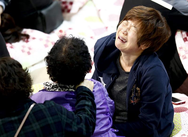 Corea del Sur agota esperanzas de encontrar supervivientes