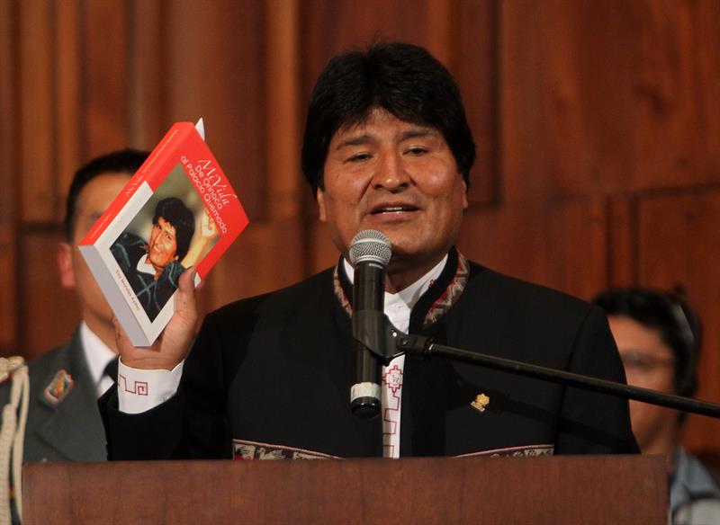 Evo Morales presenta su libro: &quot;Mi vida, de Orinoca al Palacio Quemado&quot;