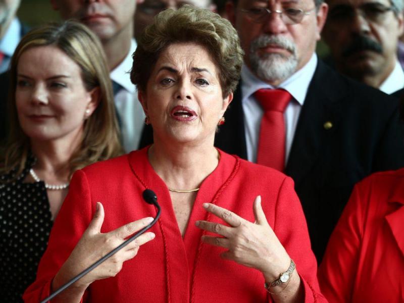 Rousseff vuelve a pedir al Supremo que anule su destitución