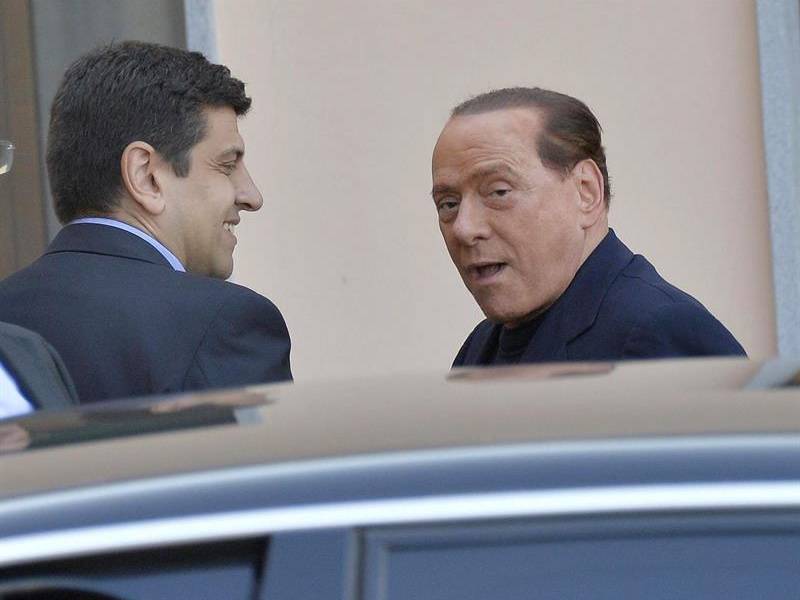 Berlusconi cumple desde hoy en Milán condena con trabajo social