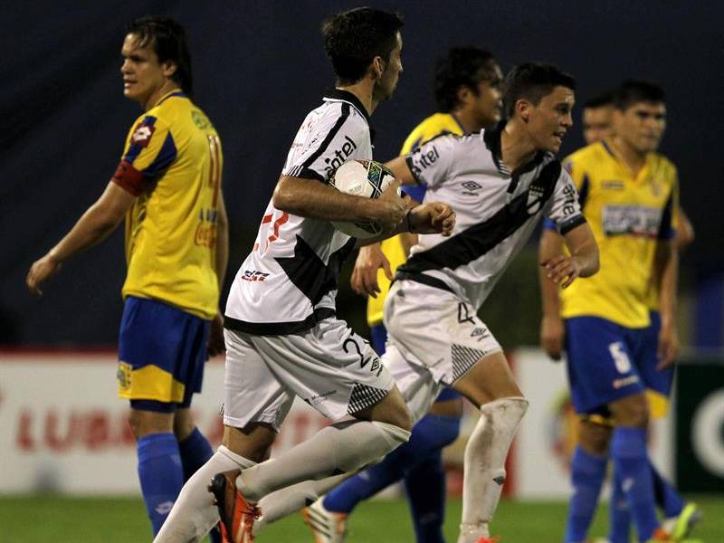 Deportivo Capiatá se estrenó en la Sudamericana venciendo a Danubio