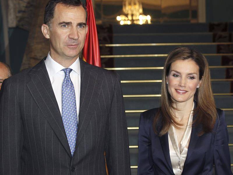 Los reyes de España dedican su primer acto a las víctimas del terrorismo