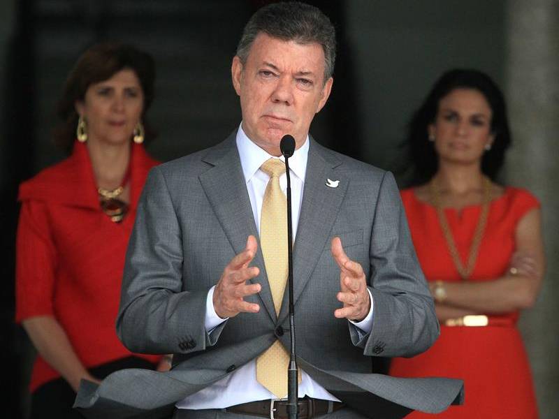 Santos advierte a FARC que proceso de paz se puede acabar por atentados
