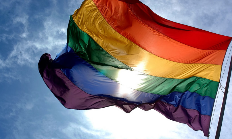 Comunidad LGBTI pide a Facebook cambiar su política de identificación