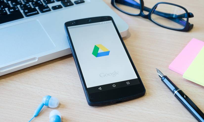 Google Drive es una herramienta útil para la gestión de archivos en la nube.