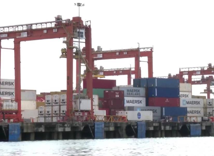 Imagen de contenedores en el Puerto Marítimo de Guayaquil.