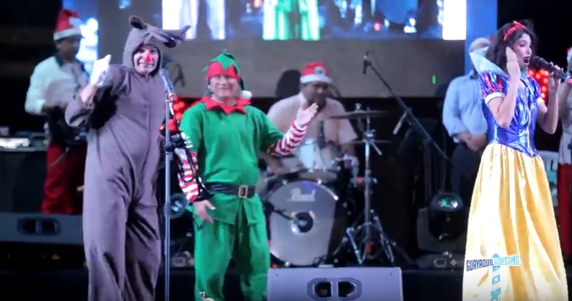 Guayaquil celebró la Navidad con show de fantasías y duendes