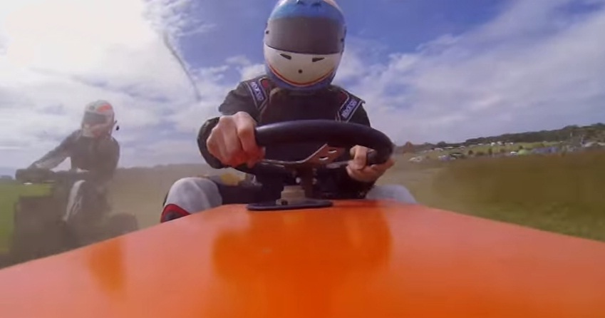 (VIDEO) Ahora las carreras de fórmula 1 se corren en podadoras