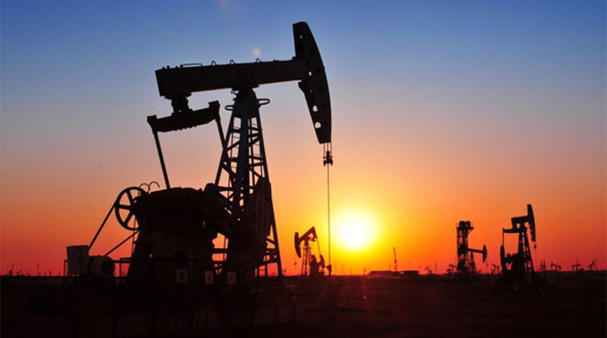 La OPEP reduce su producción en 220.900 barriles para apuntalar los precios
