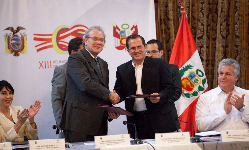 Correa y Humala se reunirán a fines de octubre en zona ecuatoriana fronteriza