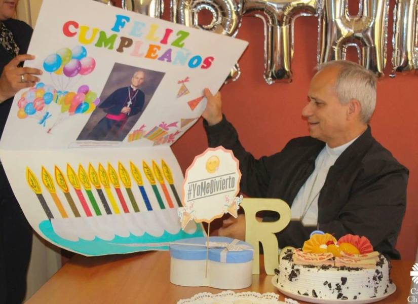 En medio de muestras de cariño, fervor y gratitud, la ciudad de Chiclayo, en Lambayeque, recuerda con emoción las celebraciones de cumpleaños del actual Papa León XIV. En medio de muestras de cariño, fervor y gratitud, la ciudad de Chiclayo, en Lambayeque, recuerda con emoción las celebraciones de cumpleaños del actual Papa León XIV.