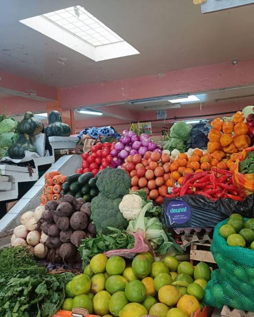 Un puesto de verduras en el mercado de Iñaquito, en el norte de la capital.