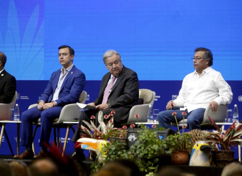 Los mandatarios de Ecuador y Colombia durante la reunión de la COP16. Los mandatarios de Ecuador y Colombia durante la reunión de la COP16.