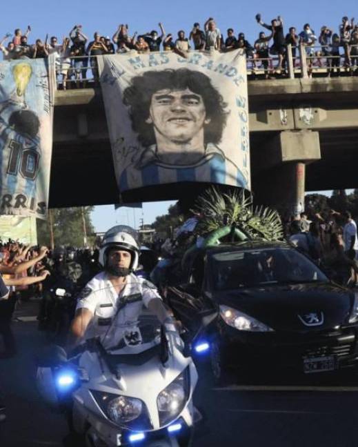 Foto de archivo del 26 de noviembre 2020, en Buenos Aires, cuando el pueblo argentino despidió a Diego Armando Maradona.
