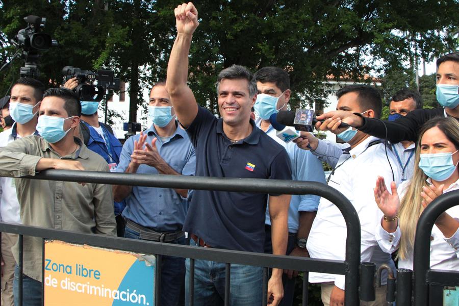 Leopoldo López visita frontera entre Colombia y Venezuela