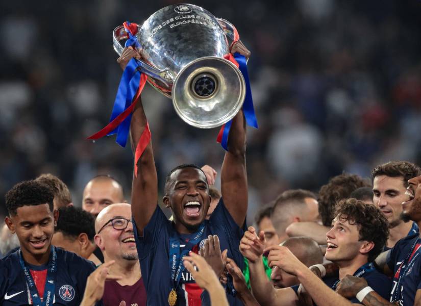 Willian Pacho va a renovar su contrato con el PSG hasta el 2030. Willian Pacho va a renovar su contrato con el PSG hasta el 2030.