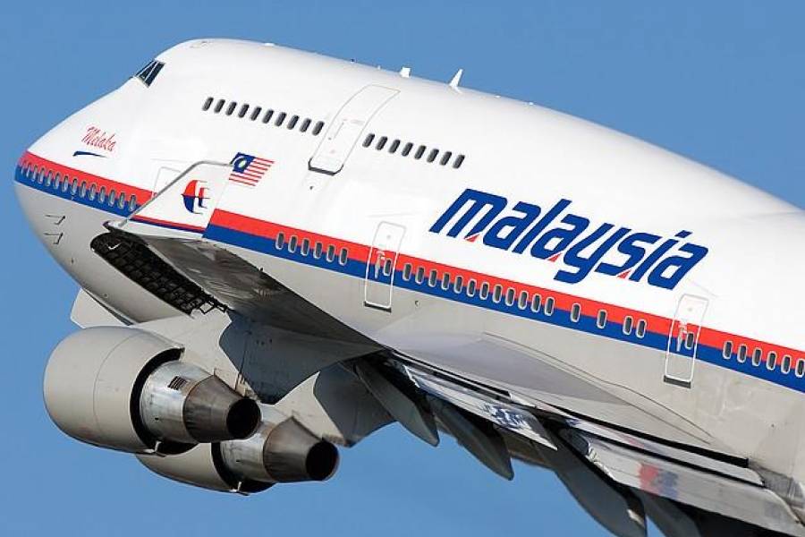 El vuelo malasio MH370 habría virado hacia el sur antes de lo supuesto