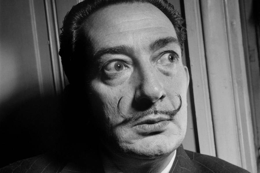 Ordenan exhumar los restos de Dalí por una demanda de paternidad