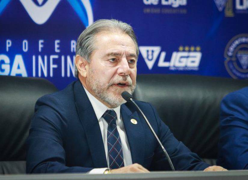 Isaac Álvarez, presidente de Liga de Quito, en rueda de prensa