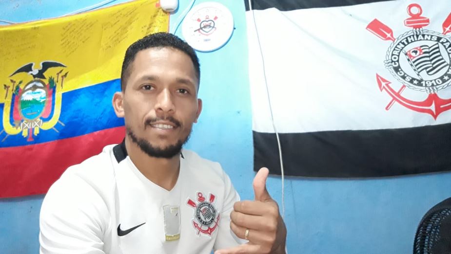 El hincha ecuatoriano que sigue al Corinthians
